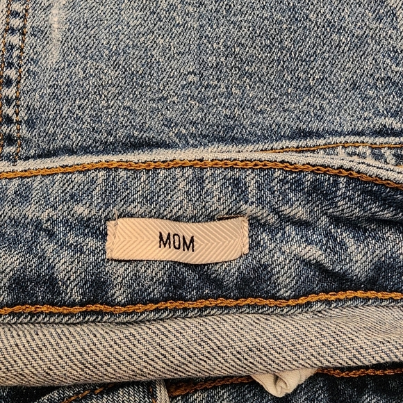 New Look Tori Mom Distressed Crop Jeans - Picture 9 of 10